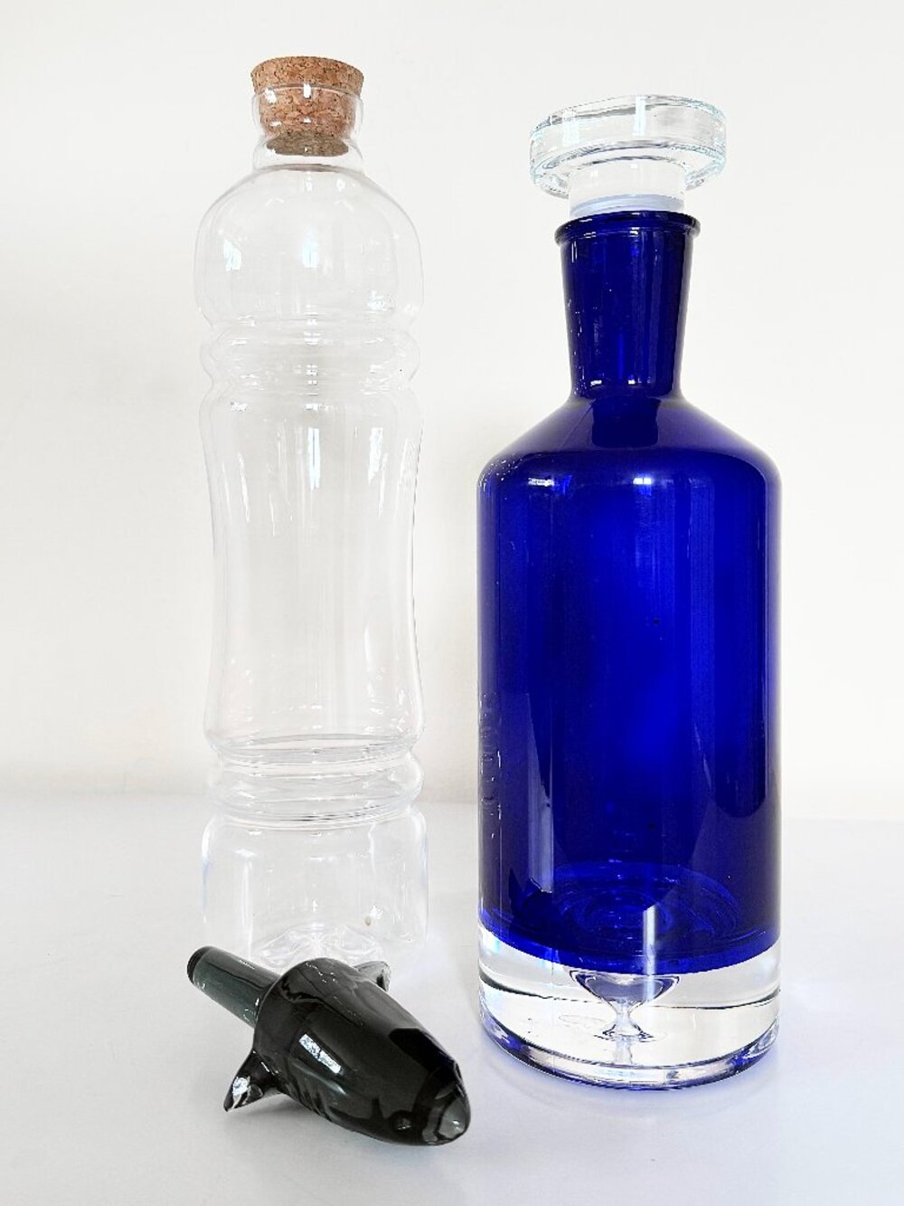 [Glass Accessories] Ultimat Decanter, CB2 Glass Bottle & Shark Wine Stopper